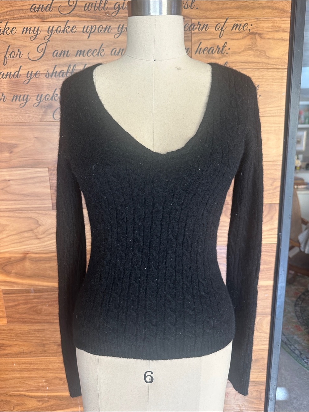 Ralph Lauren 100% Cashmere Black Cable-Knit V-Neck Sweater